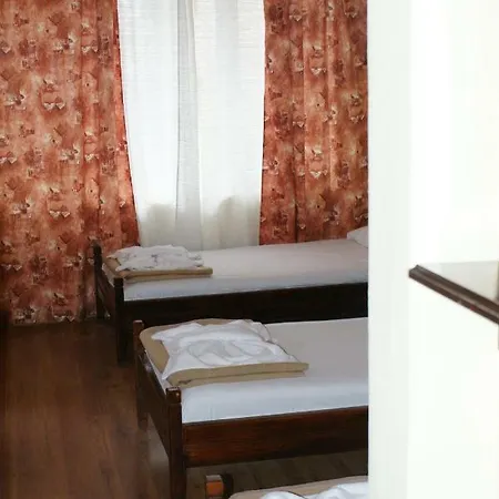 Feshevi Guest house