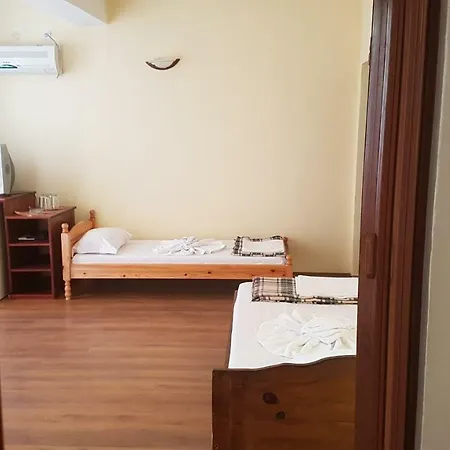 Feshevi * Kiten (Burgas)
