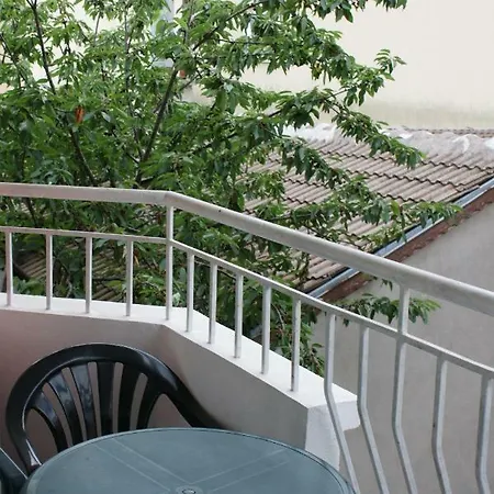 Guest house Feshevi *